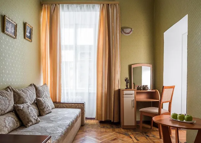 Hotel Tsentralnaya 2*