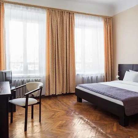 Tsentralnaya Otel