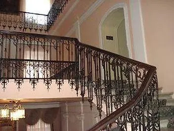 центральная 2*