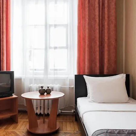 Hotel Tsentralnaya 2*