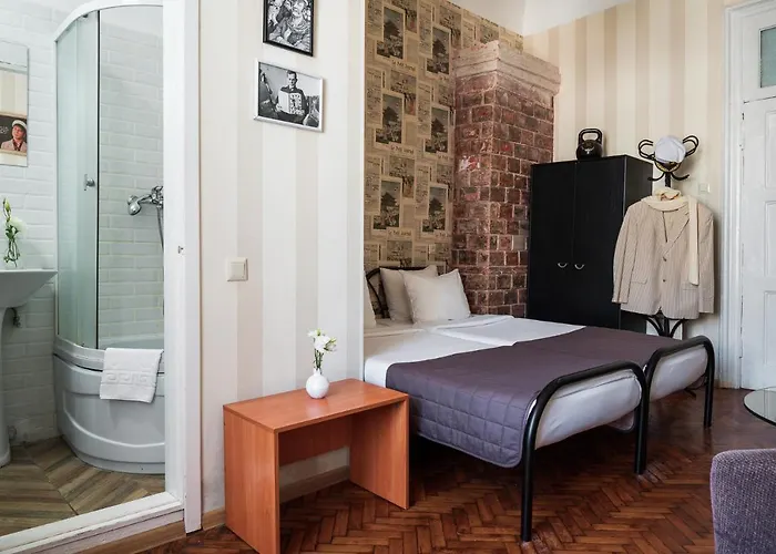 Szálloda Tsentralnaya 2*