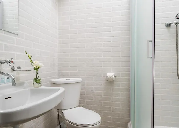 Szálloda Tsentralnaya 2*