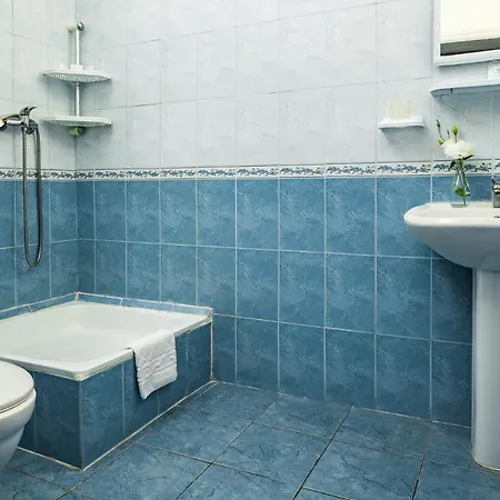 Hotel Tsentralnaya 2*